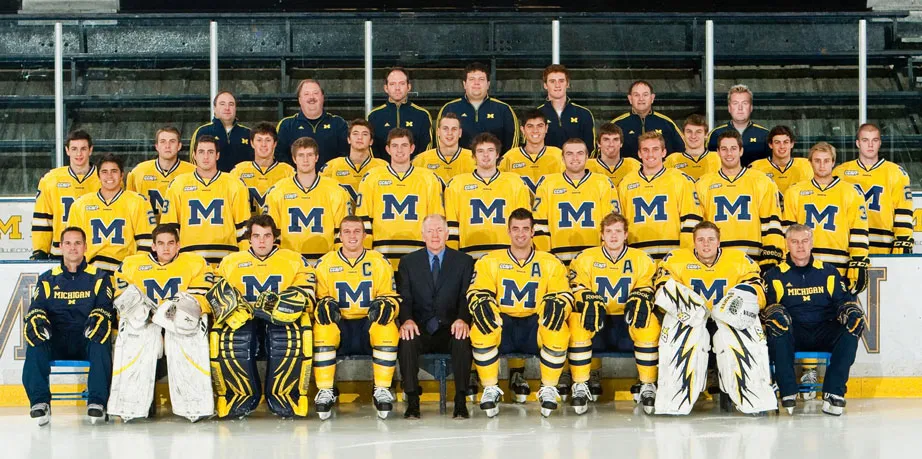 bhl-2012-ice-hockey-team