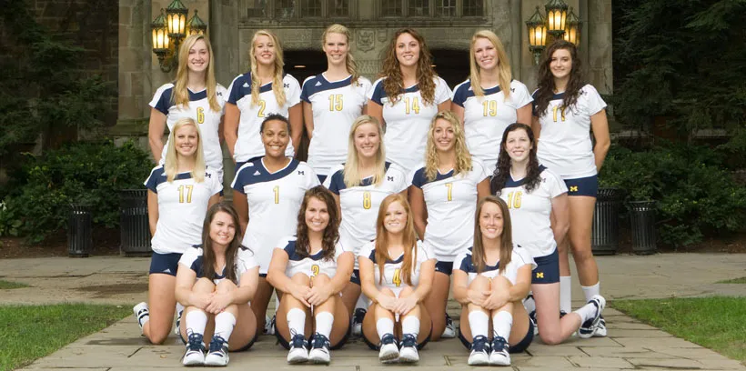 bhl-um-womens-volleyball-team-2010
