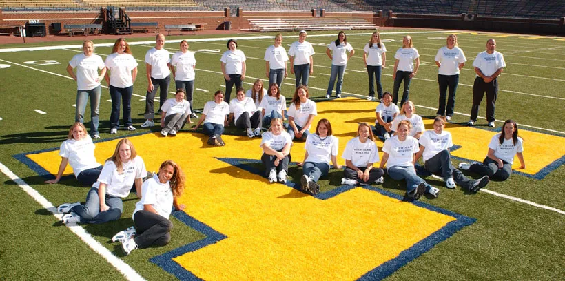 bhl-womens-water-polo-team=2004