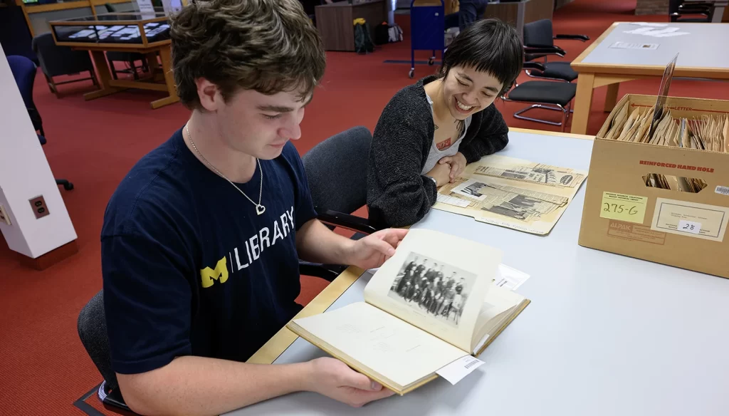 bhl-reading-room-student-working